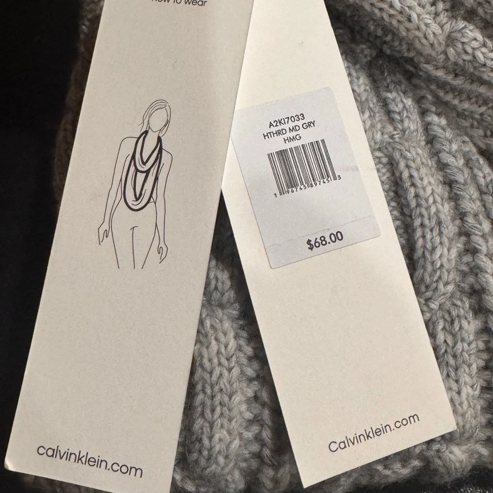 Cozy Gray Knit infinity Scarf